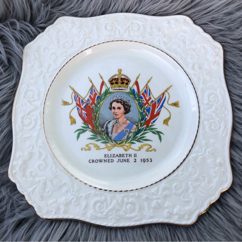 Queen Elizabeth II Cabinet Plate 1953